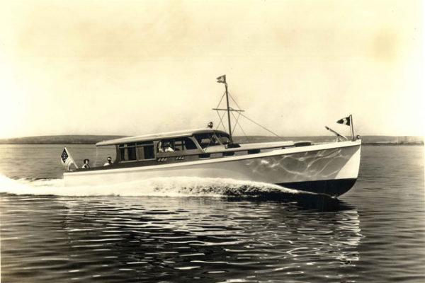 luxury motor yachts - electric boat motor