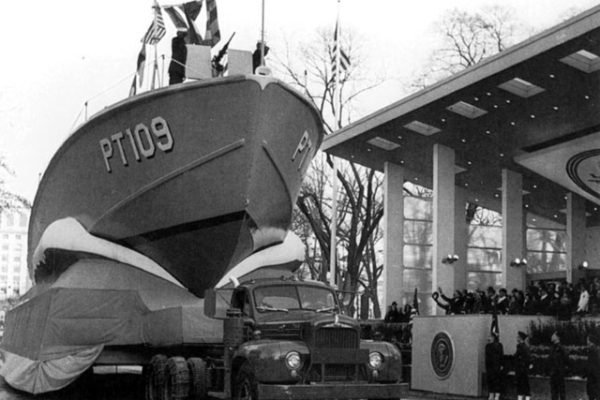 pt boats - elco motor yachts