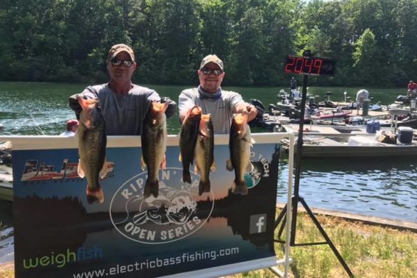 electric fishing boat